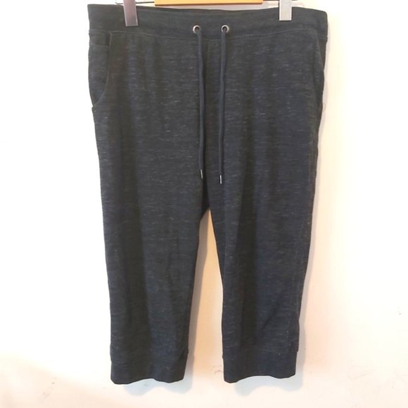 ARDENE | Girls Drawstring Capri Charcoal XL - Picture 1 of 9
